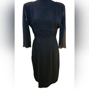 Elegant Black Dress Embroidered Waist